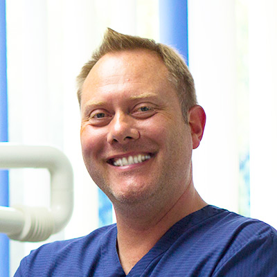 Zahnarzt Matthias Krecker